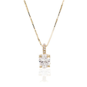 שרשרת עם תליון מעבדה בחיתוך אליפסה